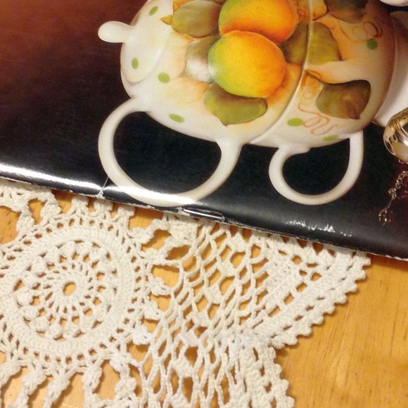 Elegant China Painting, Priscilla Hauser - Picture 7 of 7